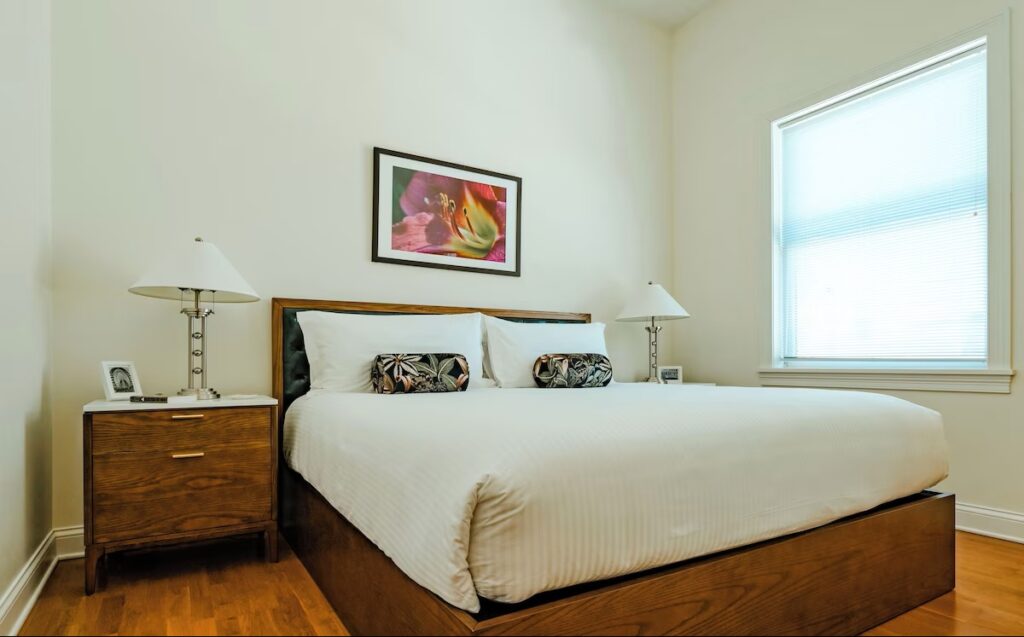 The Guesthouse Hotel - Image 1