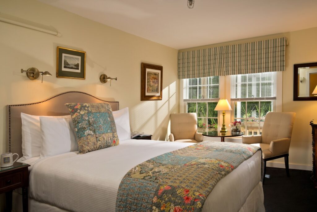 The Inn At Cape Cod - Image 3