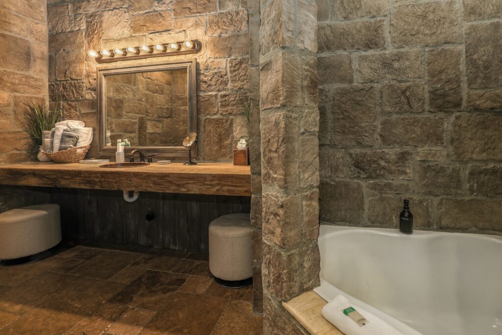 The Inn at Zaca Creek - Image 2