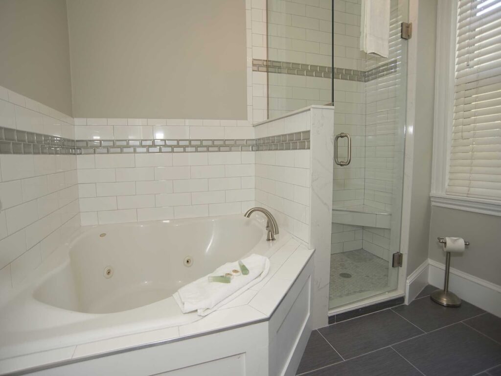 The Inns On Bellevue - Image 1