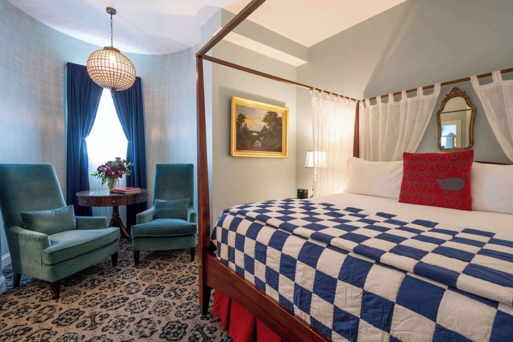 The Kendall Hotel at the Engine 7 Firehouse - Image 4