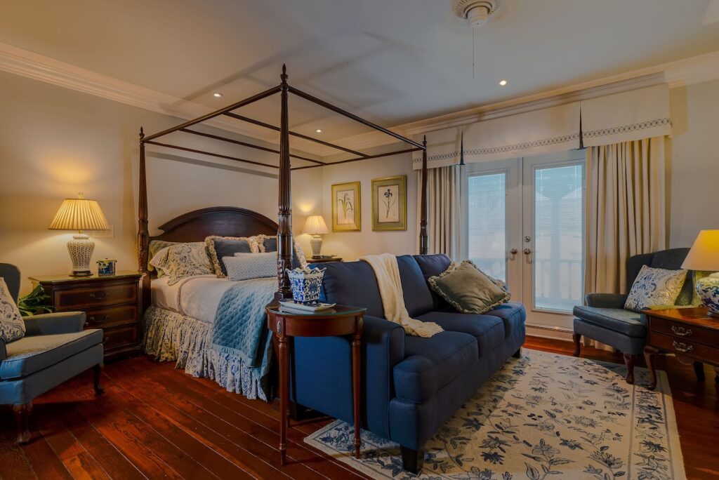 The Kenwood Inn - Image 4