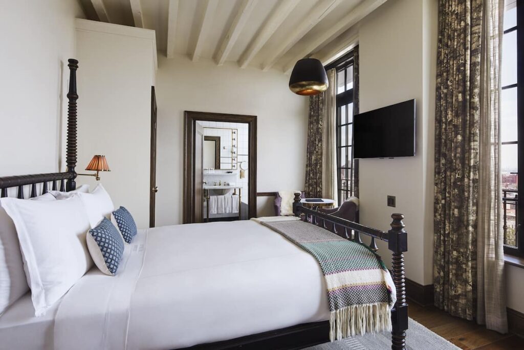 The Ludlow Hotel - Image 3