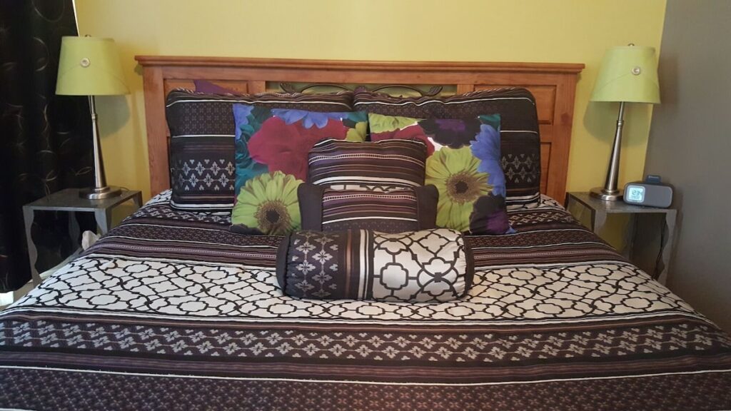 The Muse Gallery Guesthouse - Image 4