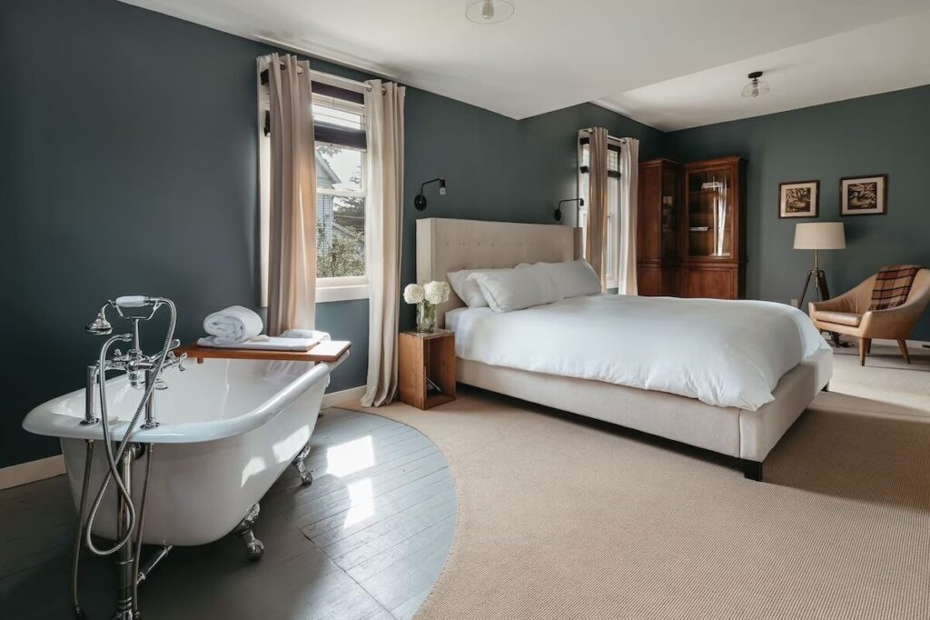 The North Branch Inn - Image 3