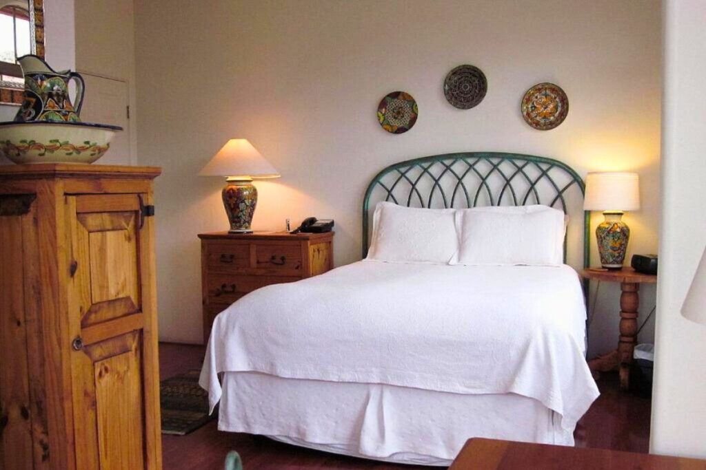 The Penrose Bed & Breakfast - Image 1