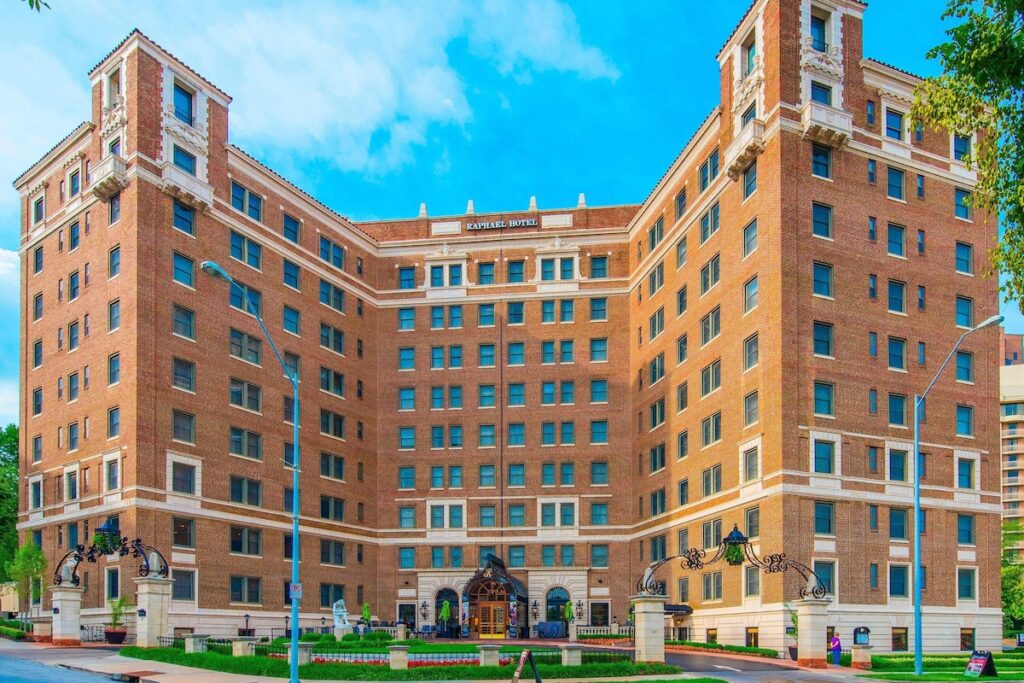 The Raphael Hotel, Autograph Collection - Image 4