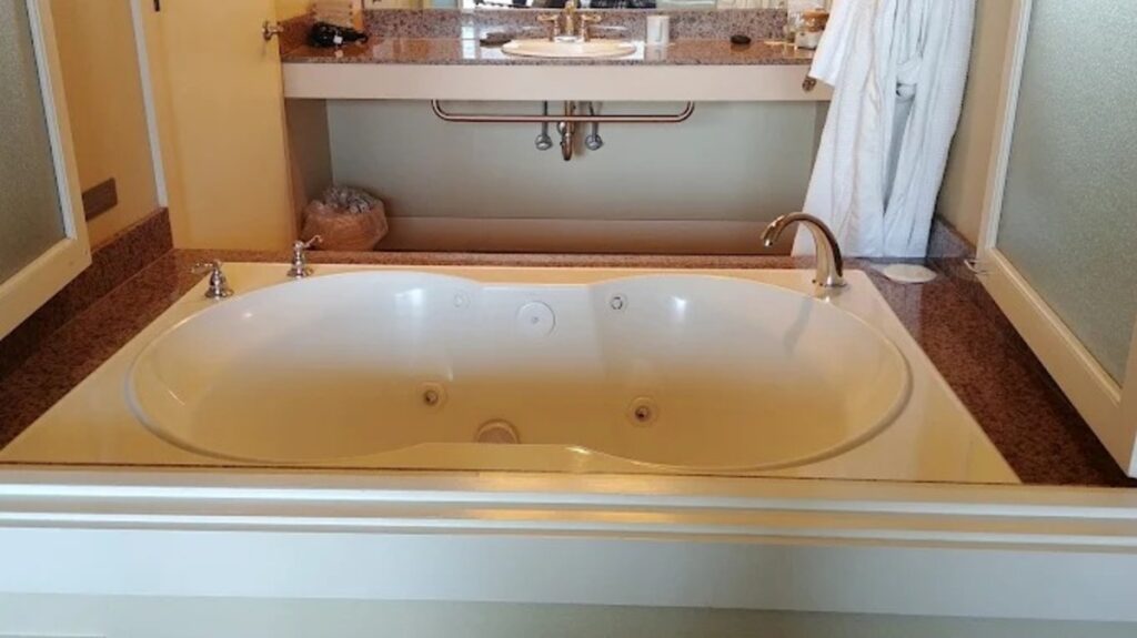 The Resort at Port Ludlow - Image 2