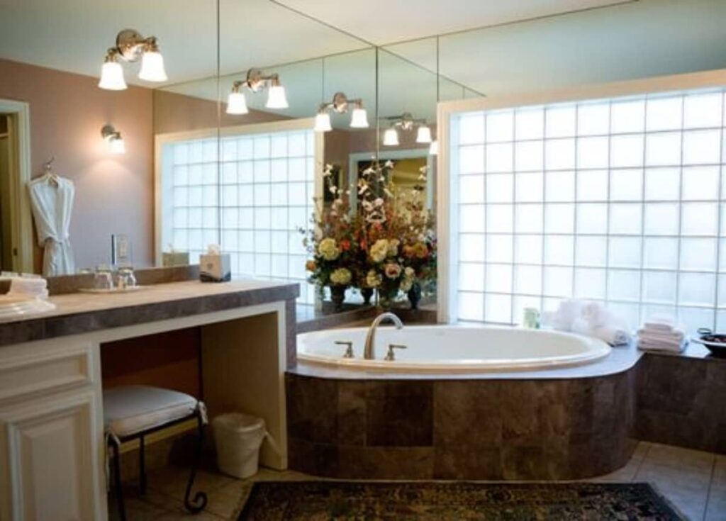 The Sanford House Inn & Spa