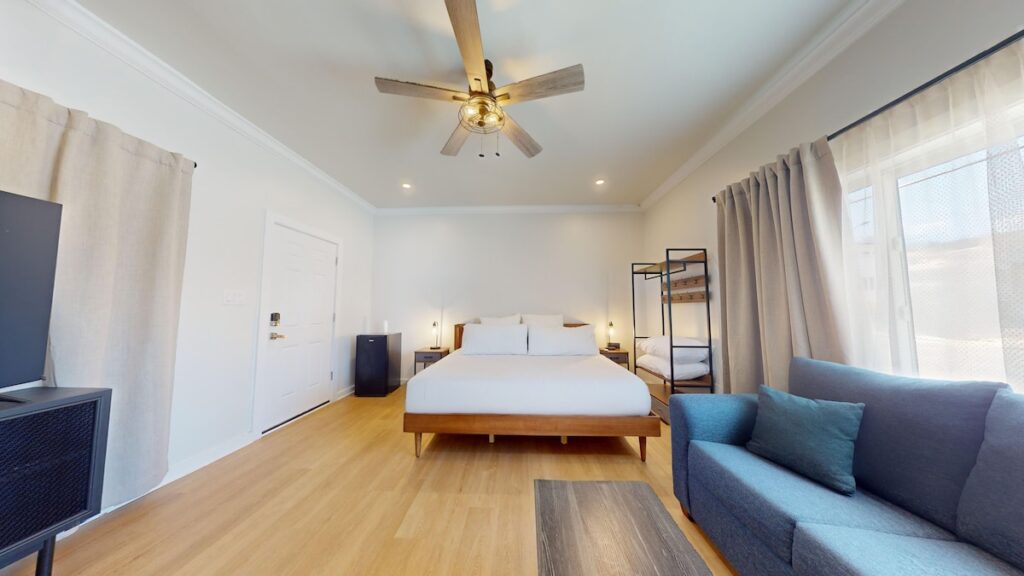 The Surf Club - Image 3