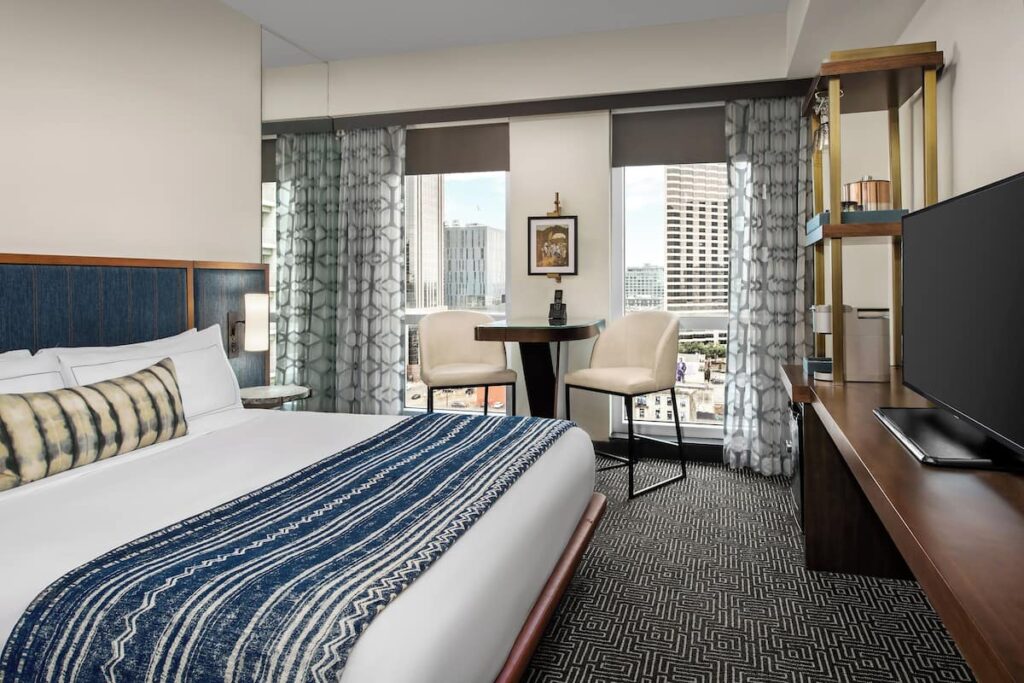 The Troubadour Hotel New Orleans - Image 3