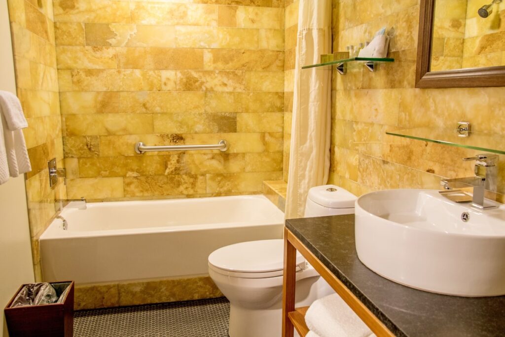 The Tudor Arms Hotel Cleveland – a DoubleTree by Hilton - Image 1