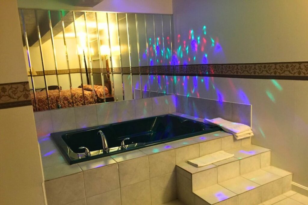 The Valley Motel - Image 2