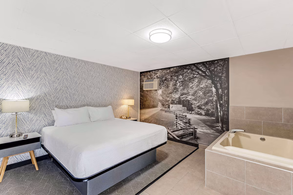 The Wander Hotel, a Ramada by Wyndham - Image 1