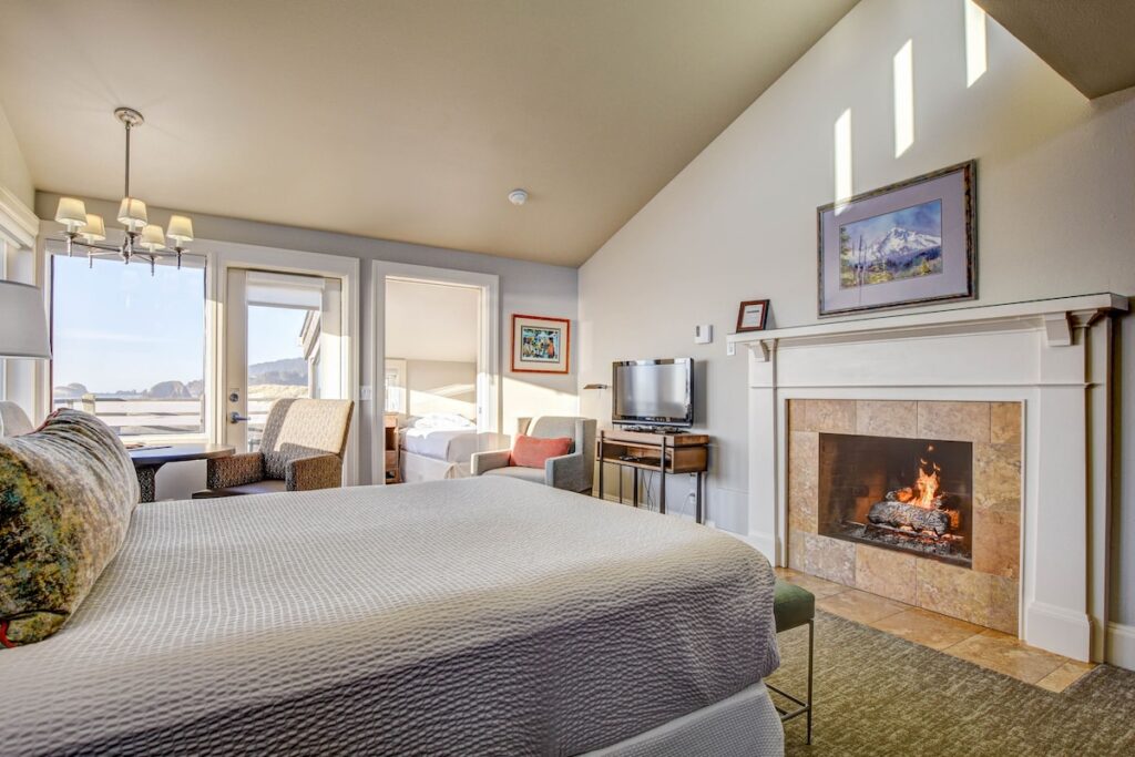 The Waves/The Argonauta Inn/The White Heron Lodge - Image 3