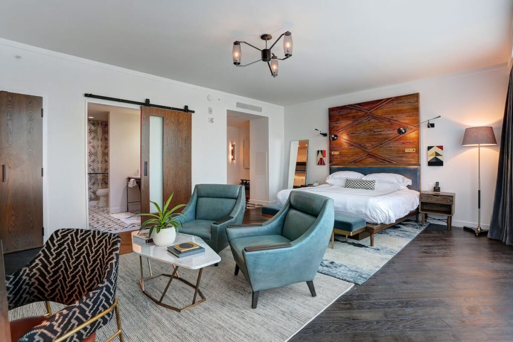 Thompson Nashville, by Hyatt - Image 3