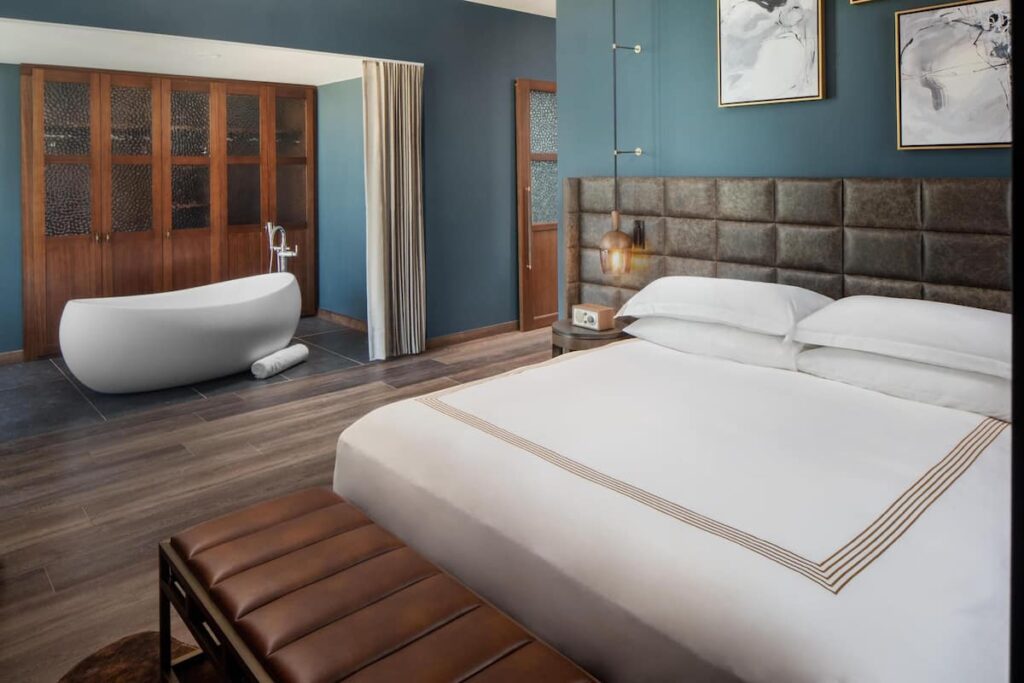 Thompson San Antonio – Riverwalk, by Hyatt - Image 3