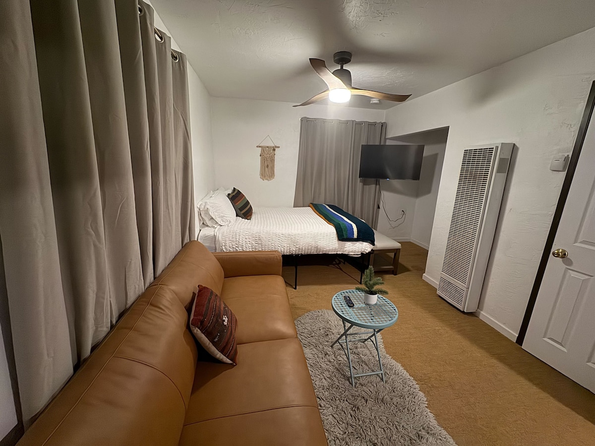 Three Pines Cabins Lodge1
