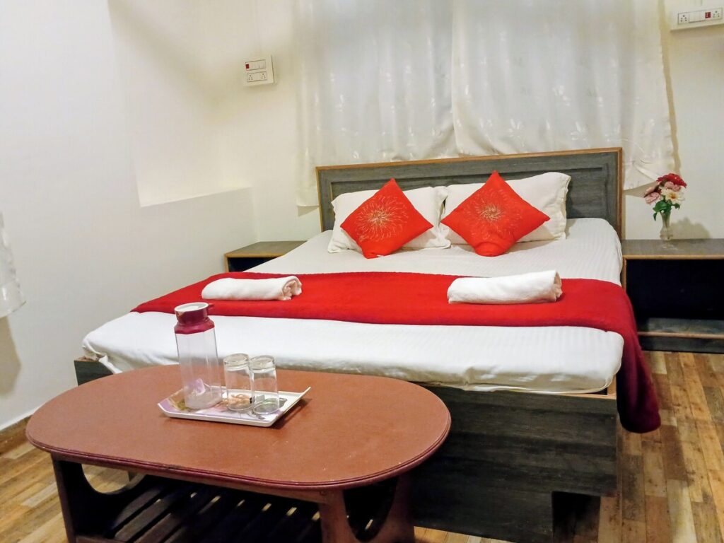 Touristlodge - Image 3