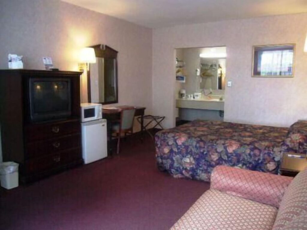 Travel Inn - Image 4