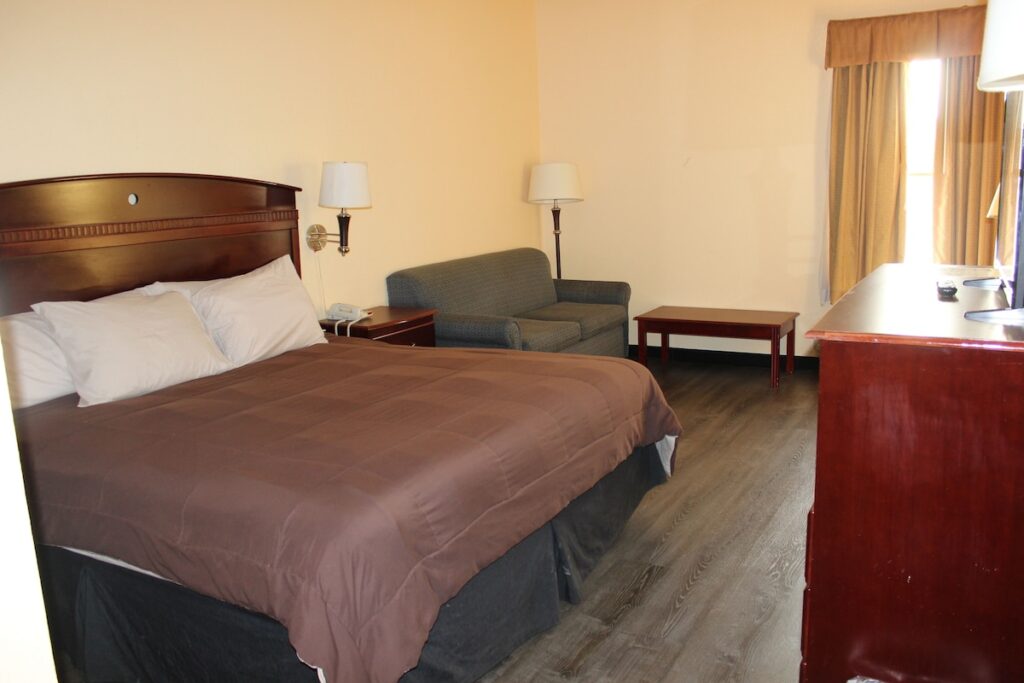 Truckerz Inn - Image 2