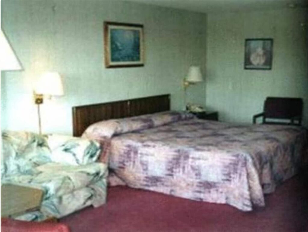 Twinkle Inn - Image 3