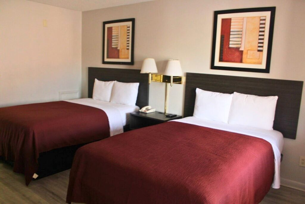 VIP Inn and Suites - Image 3