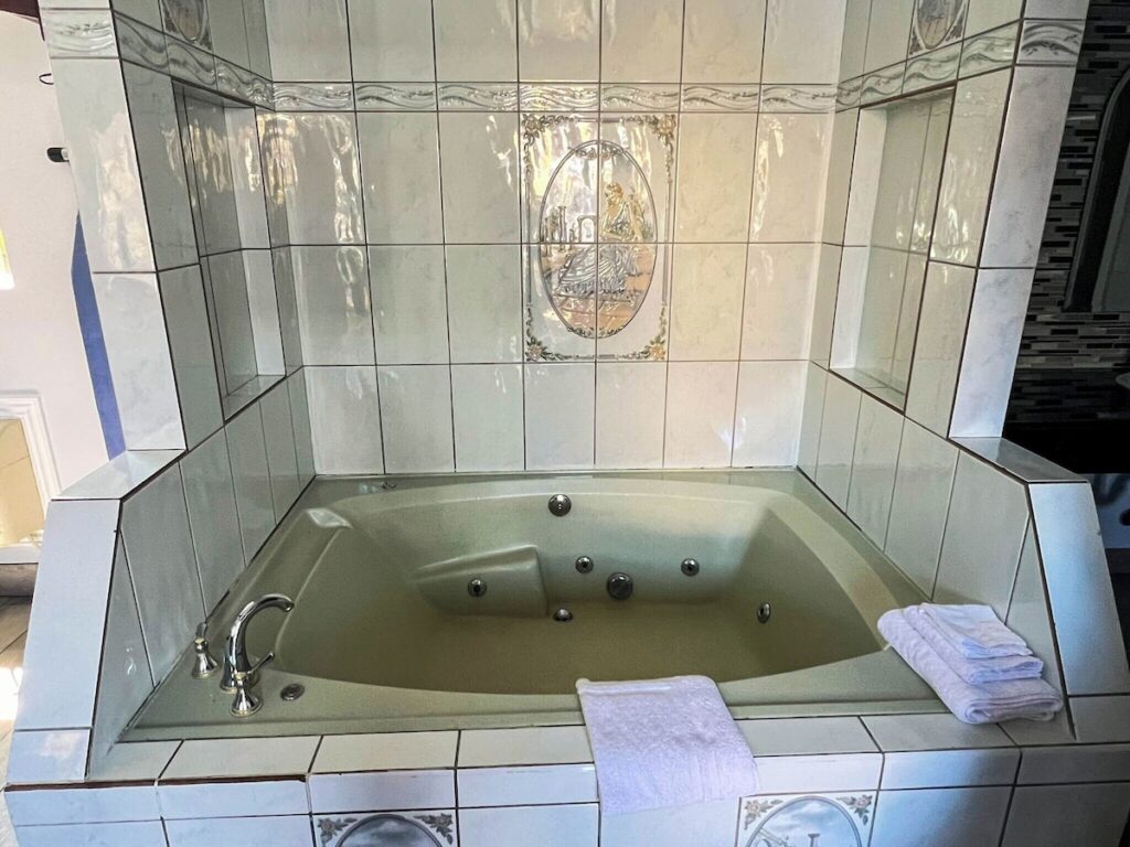 Viking Motel - Image 1