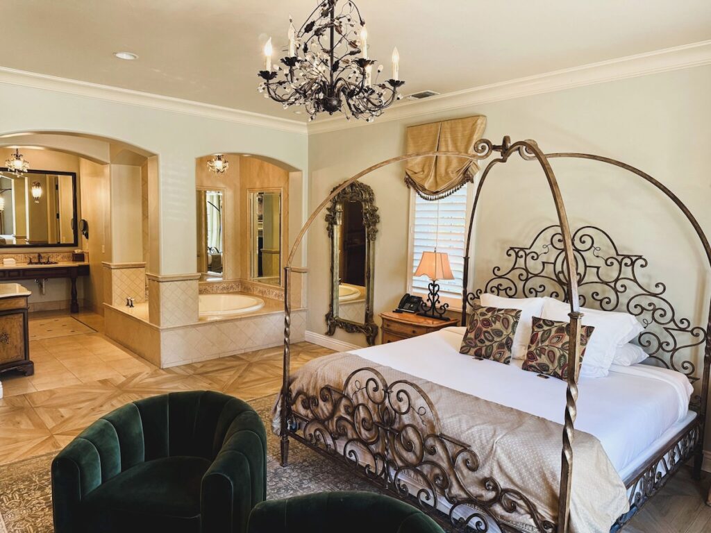 Villa Arden Hills - Image 3