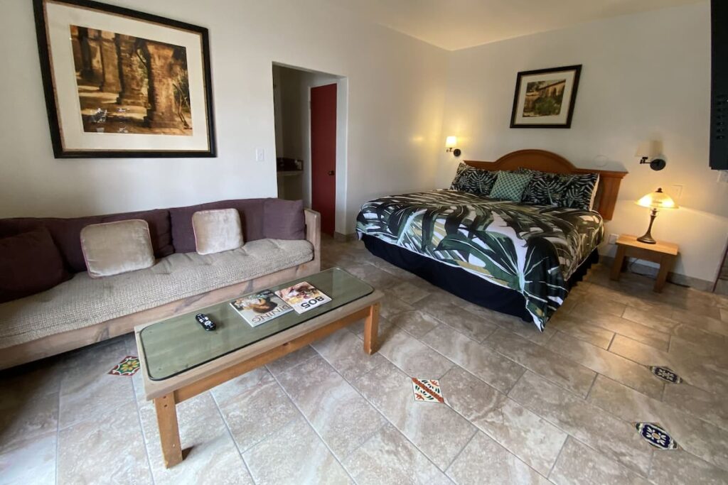 Villa Rosa Inn - Image 1