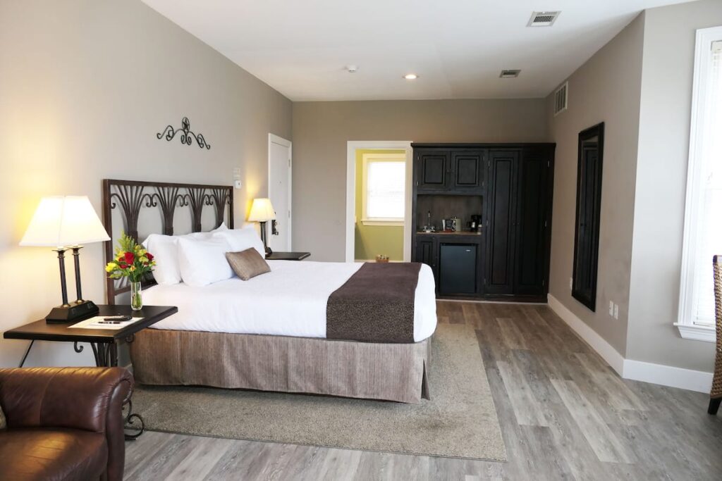 Vintage Villas Hotel & Events - Image 4