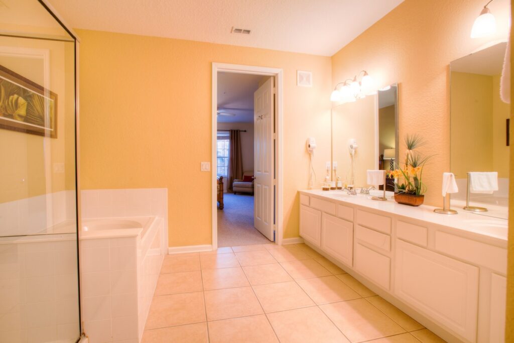 Vista Cay Resort by Casiola Vacation Homes - Image 1