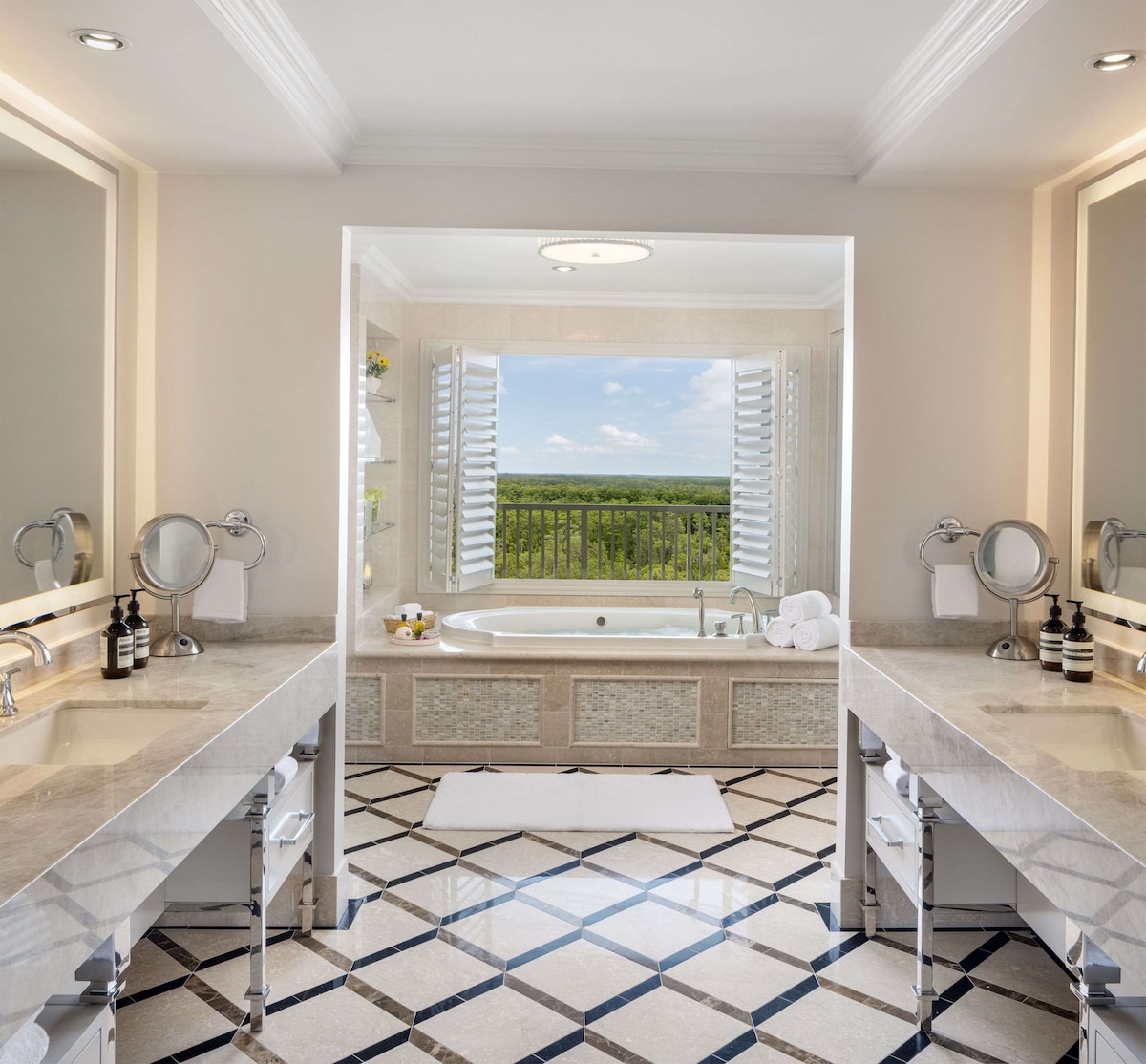 Waldorf Astoria Orlando An Official Walt Disney World® Hotel featured image