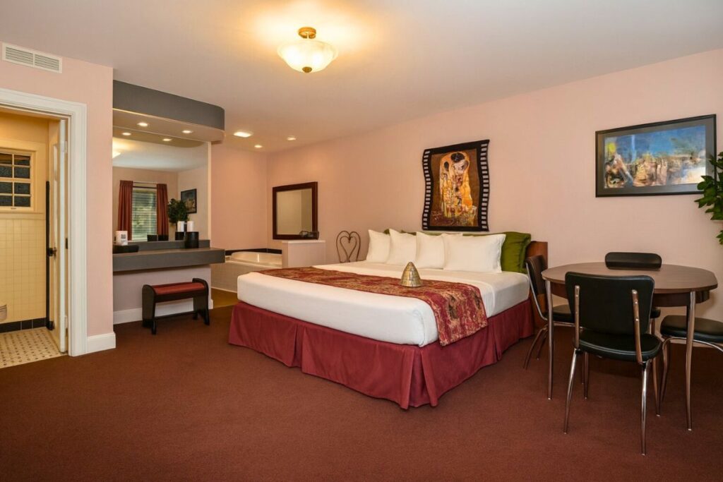 Walnut Street Inn - Image 3