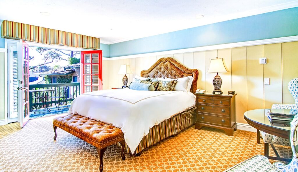 Wayside Inn - Image 3