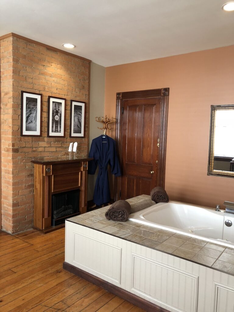 Weller Haus Bed, Breakfast & Event Center