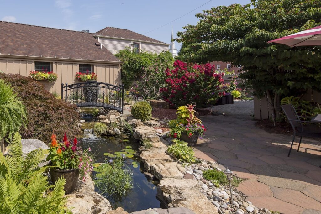 Weller Haus Bed, Breakfast & Event Center - Image 4