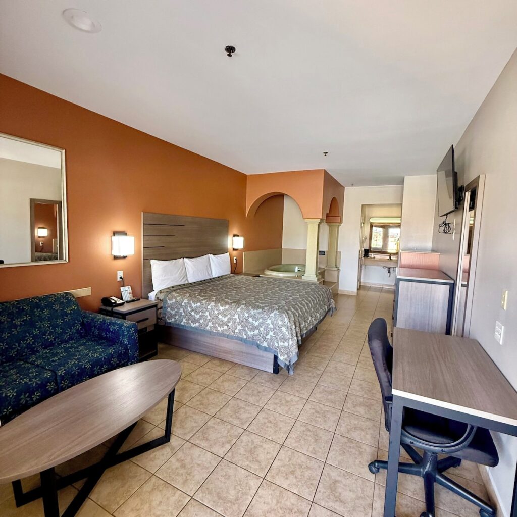 Weslaco Inn - Image 1