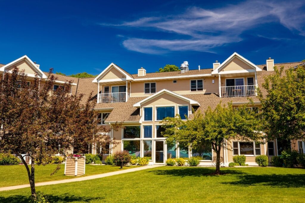 Westwood Shores Waterfront Resort - Image 3