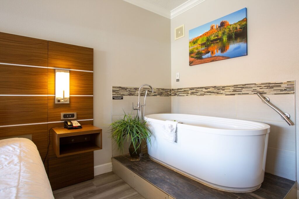 Wildflower Inn at Bell Rock