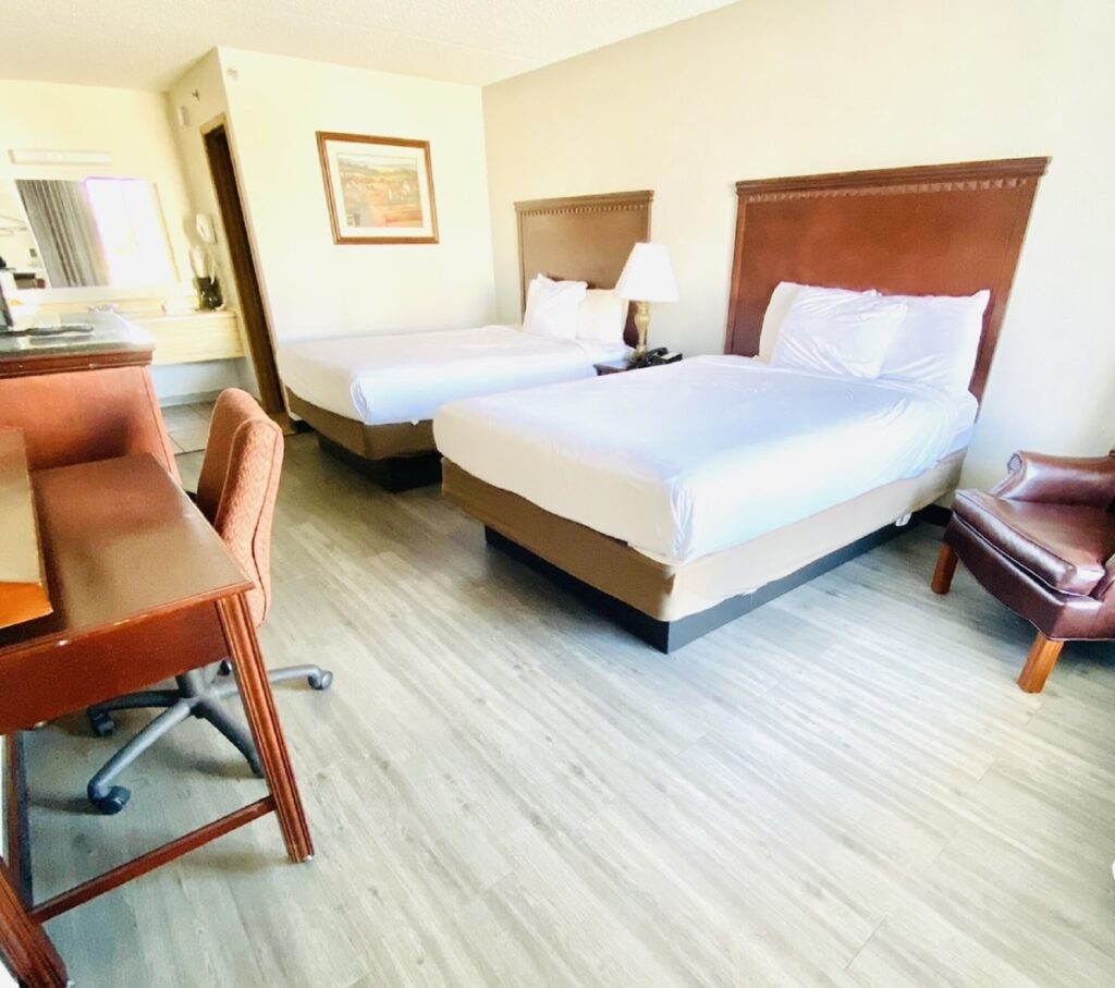 Willow Tree Inn - Image 4