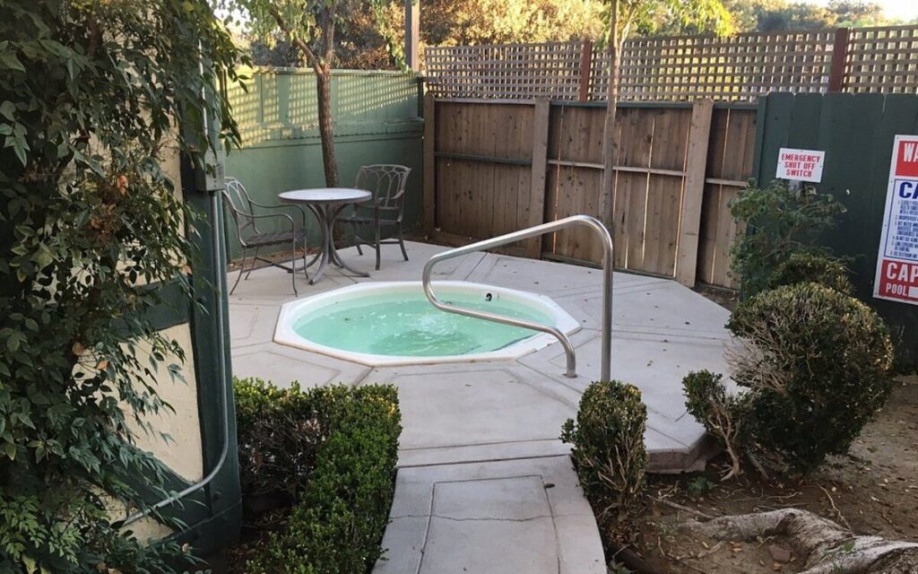 Wine Valley Inn - Image 1