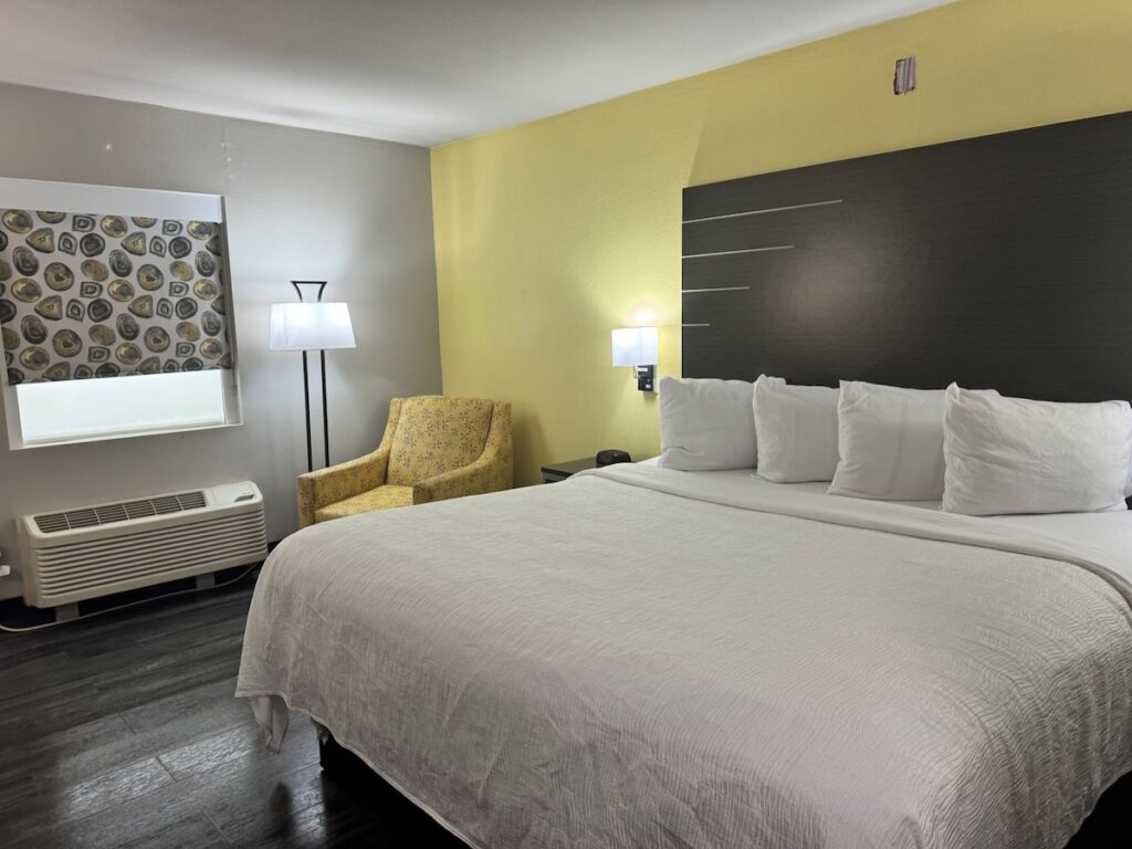 Wingate by Wyndham Biloxi/Ocean Springs - Image 5