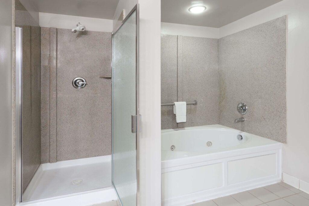 Wingate by Wyndham Chesapeake - Image 1