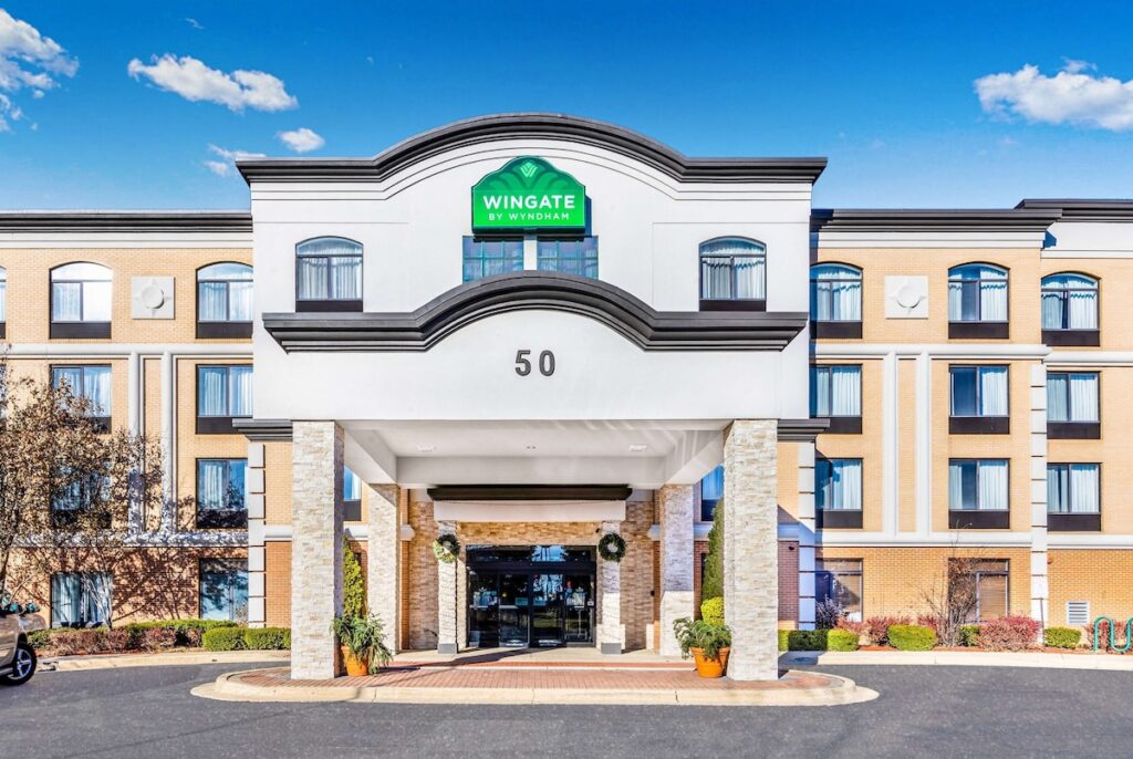 Wingate by Wyndham Chicago Schaumburg - Image 2