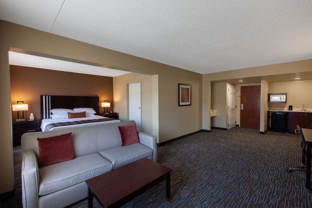 Wingate by Wyndham Oklahoma City/Airport - Image 2
