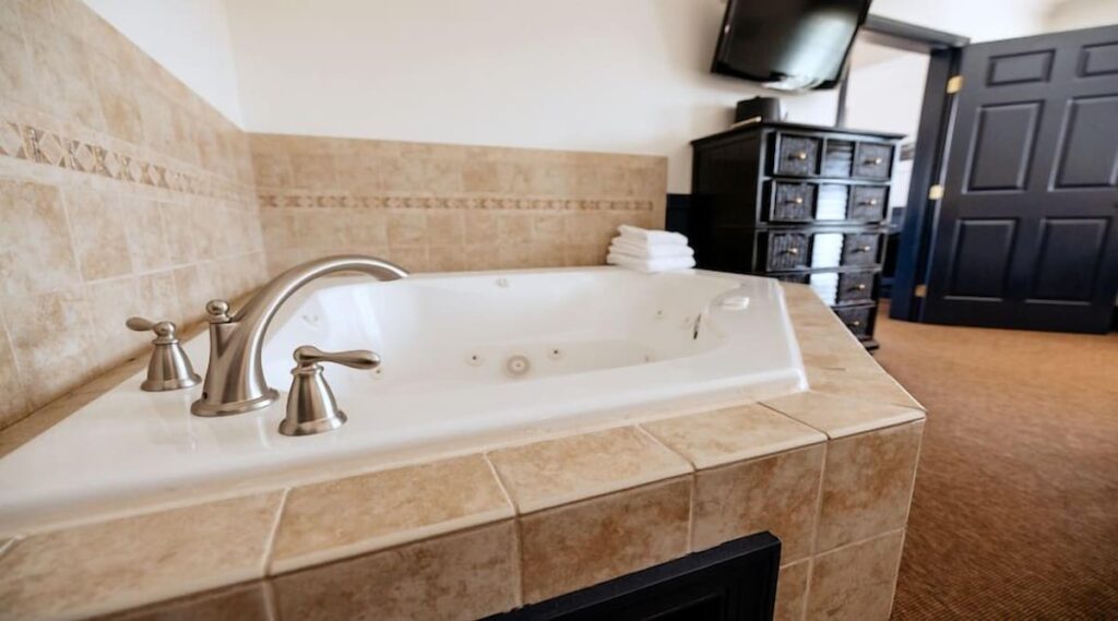 Wylder Tilghman Island - Image 1