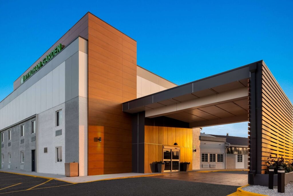 Wyndham Garden Ankeny/Des Moines - Image 2