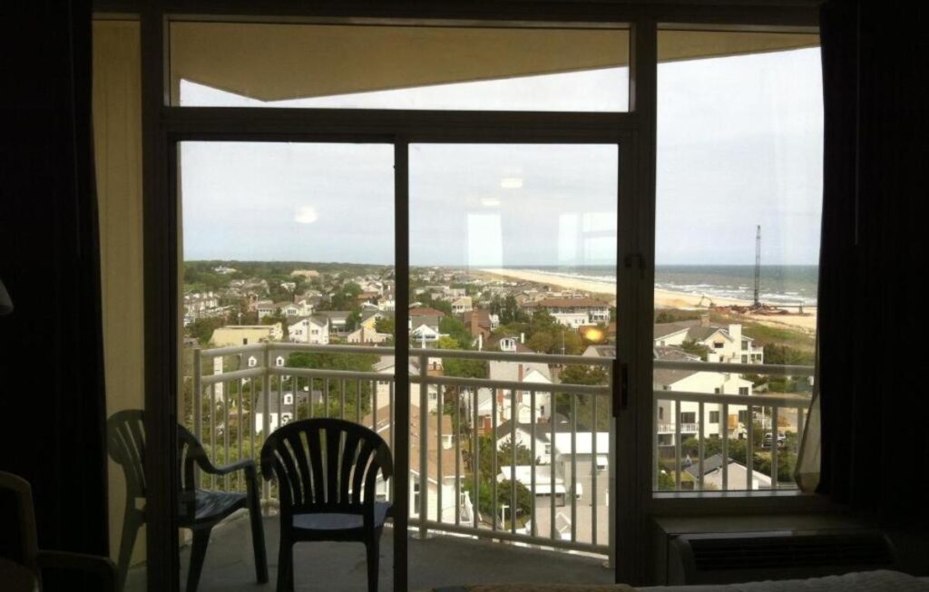 Wyndham Virginia Beach Oceanfront - Image 5