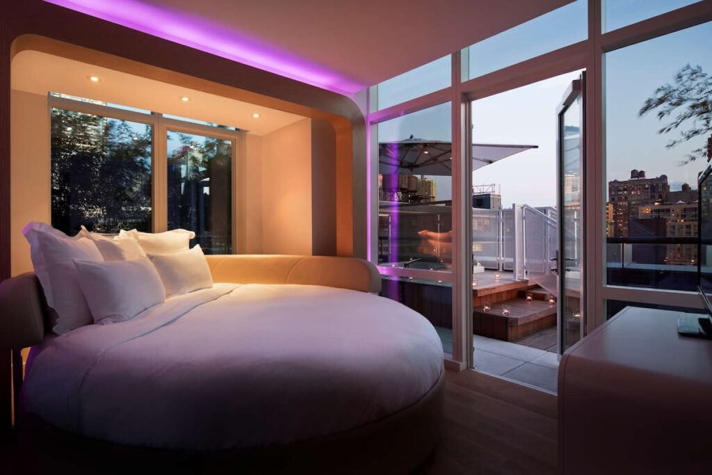 YOTEL New York Times Square - Image 4